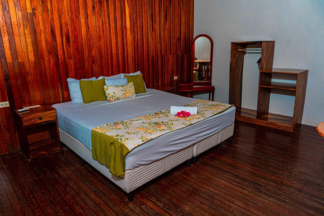 Hostel Poshtel Arenal