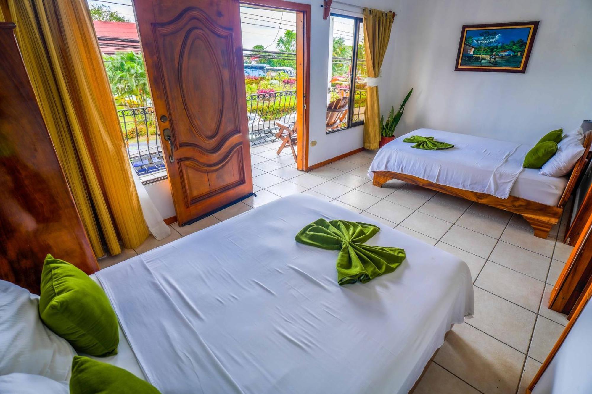 Hostel Poshtel Arenal La Fortuna
