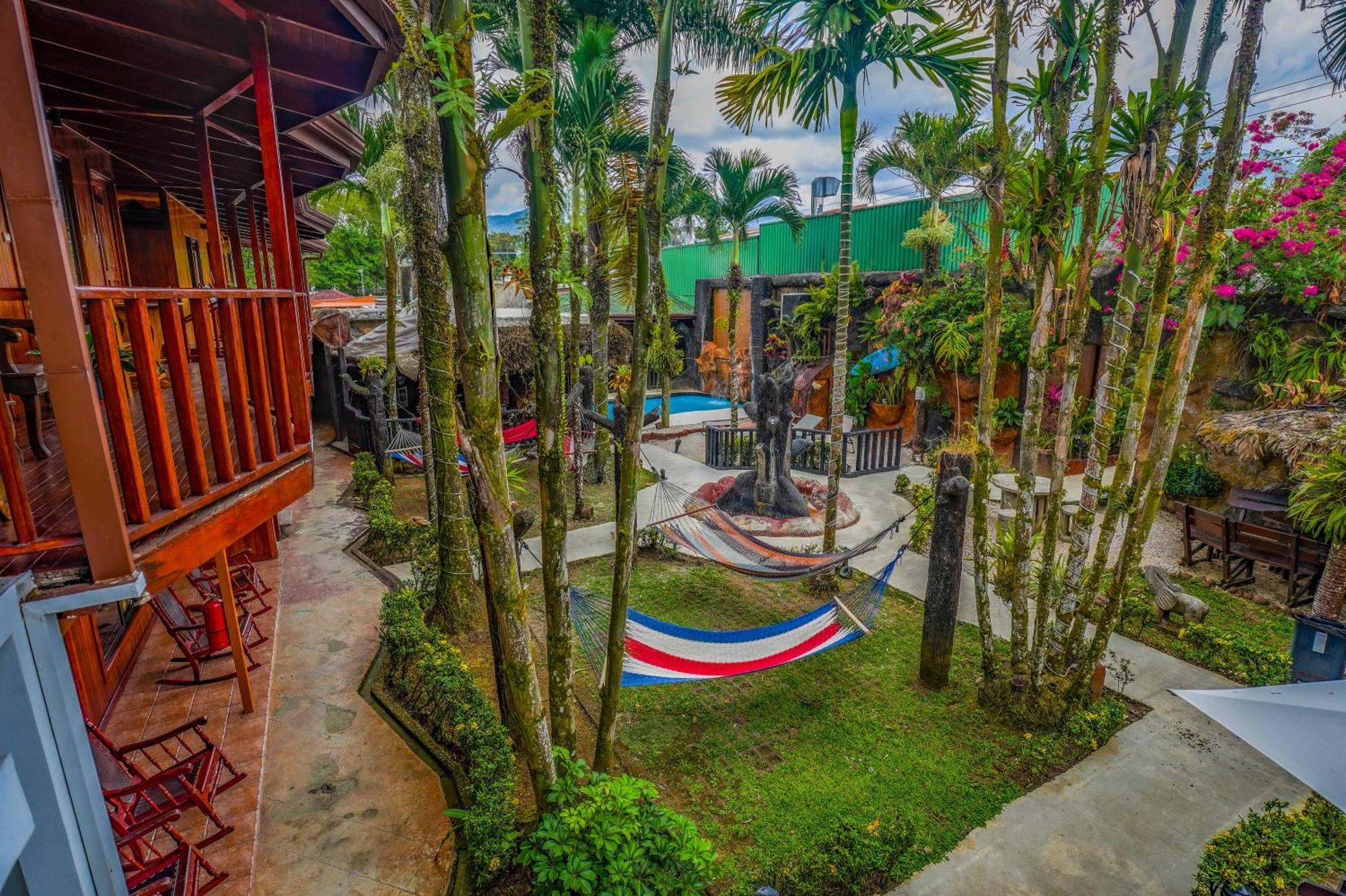 Poshtel Arenal * La Fortuna