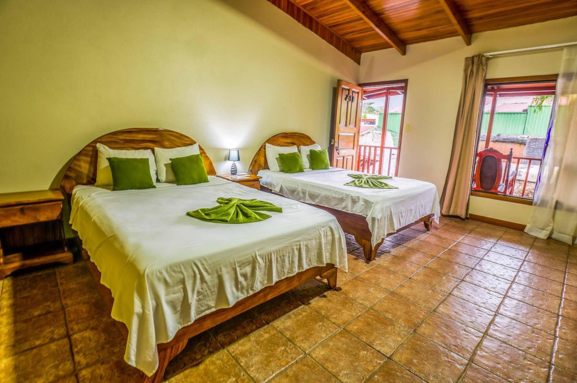 Poshtel Arenal Hostel *