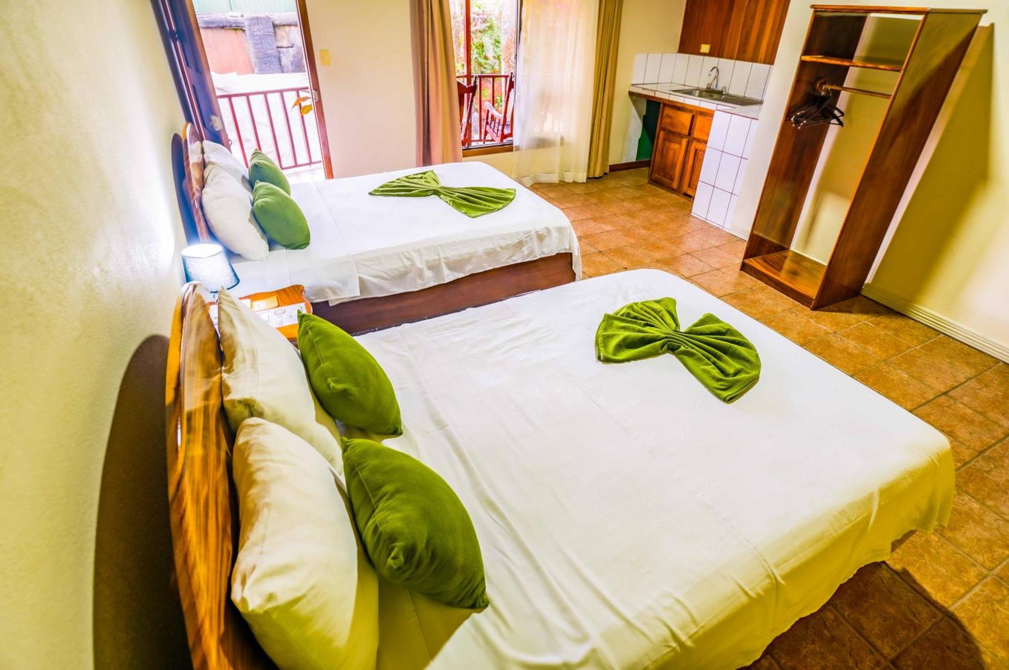 Poshtel Arenal Hostel *