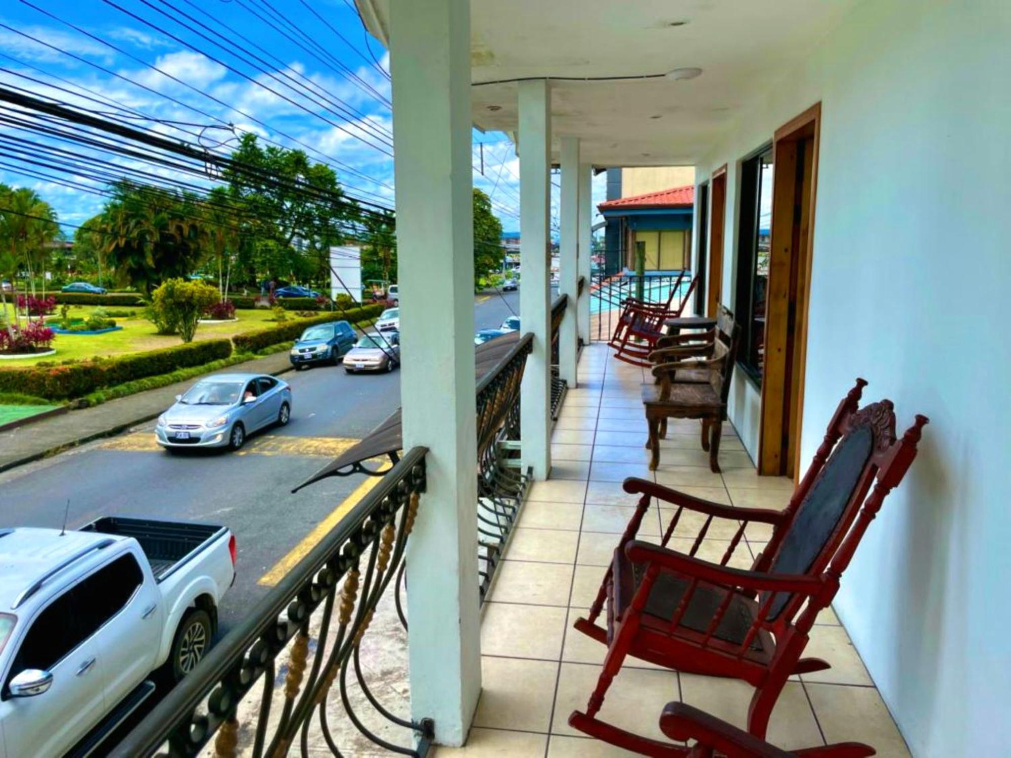 Poshtel Arenal Auberge de jeunesse *