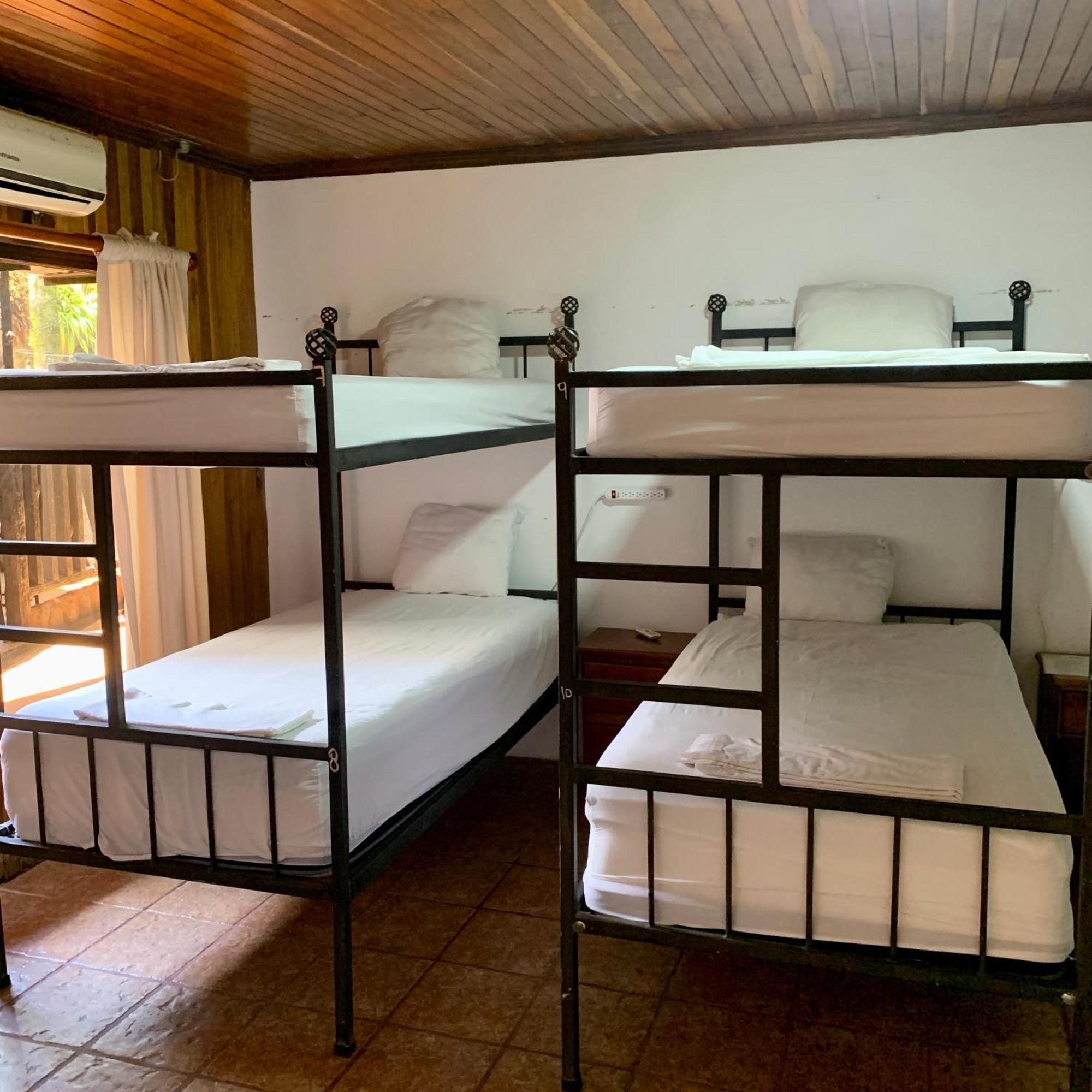 Poshtel Arenal Auberge de jeunesse *